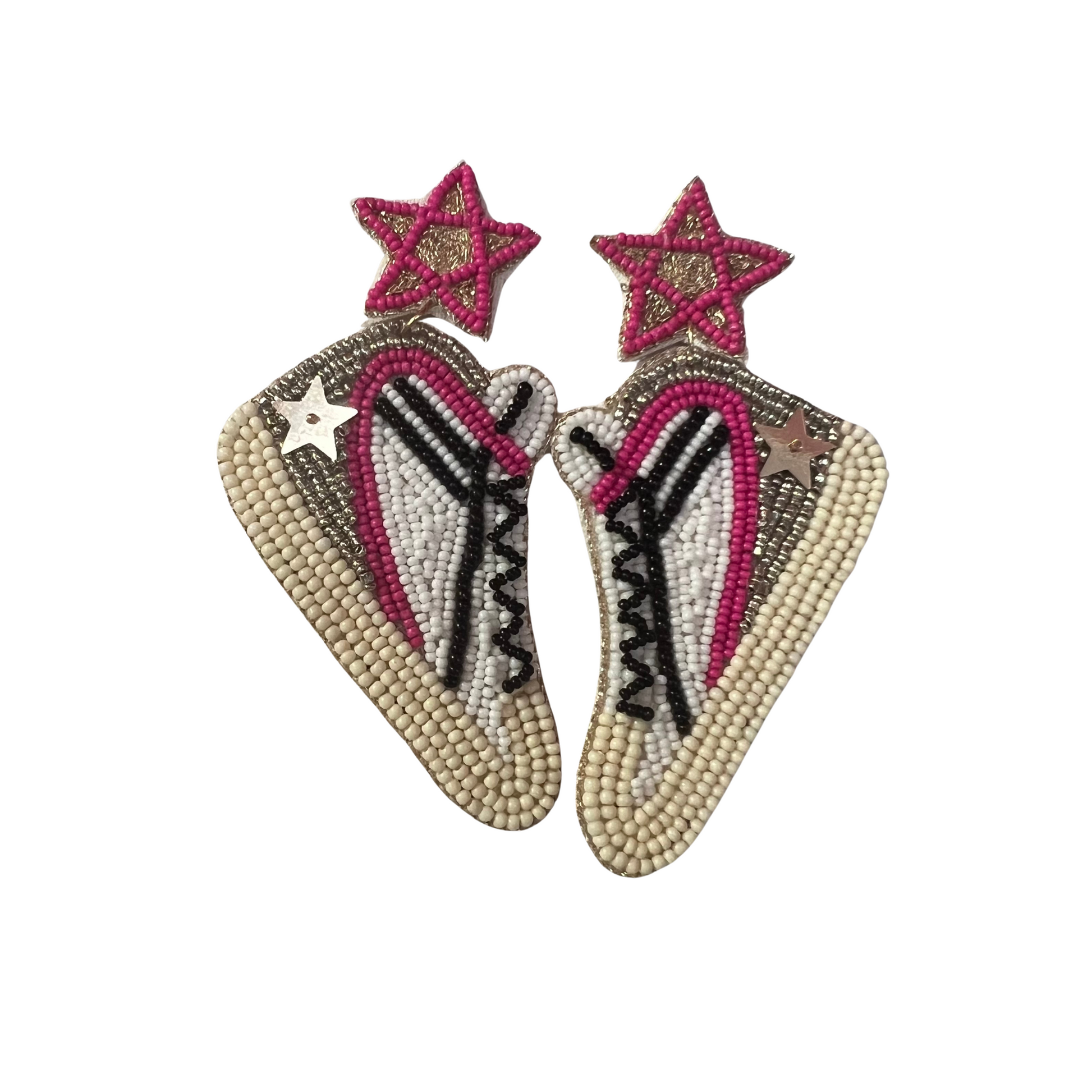 Adorn yourself with these exclusive Converse-inspired earrings. In classic black and pink or gold and white, they feature beaded shoes that will inject a fashionable edge to any ensemble. Show your unique style with these trendy earrings.