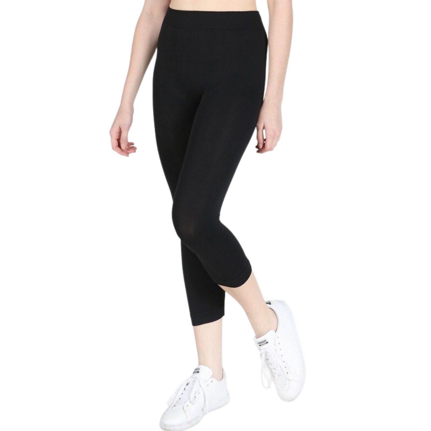 Nikibiki capri leggings in black
