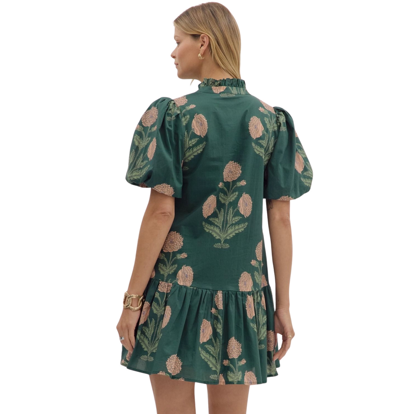 This Entro mini dress in hunter green features a delicate floral design, combining elegance with a fresh, natural vibe. Its bubble sleeves add a modern, voluminous touch, while the ruffle hem and ruffle neckline enhance the silhouette with a soft, feminine flair. Ideal for confident, stylish occasions, this dress balances playful detailing with sophisticated craftsmanship.