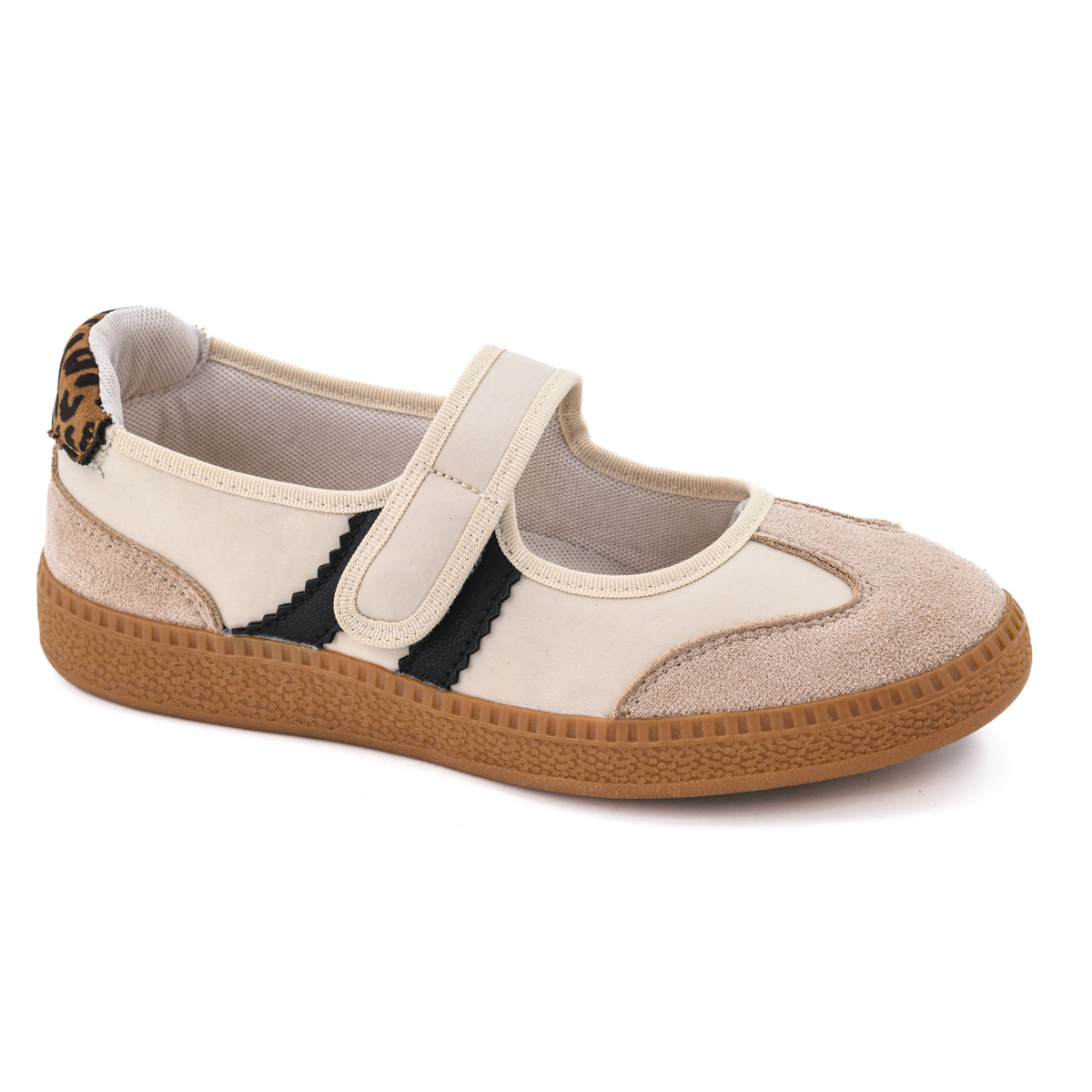 Introducing the Calm Down by Corky's—the closed-toe shoe that combines comfort with striking style. Featuring a warm sand combo color accented with eye-catching leopard detail, these shoes deliver a bold look without sacrificing everyday wearability. The durable closed-toe design offers protection and support, while Corky's signature craftsmanship ensures lasting quality. Perfect for those who want their footwear to make a statement while keeping their feet comfortable and secure.