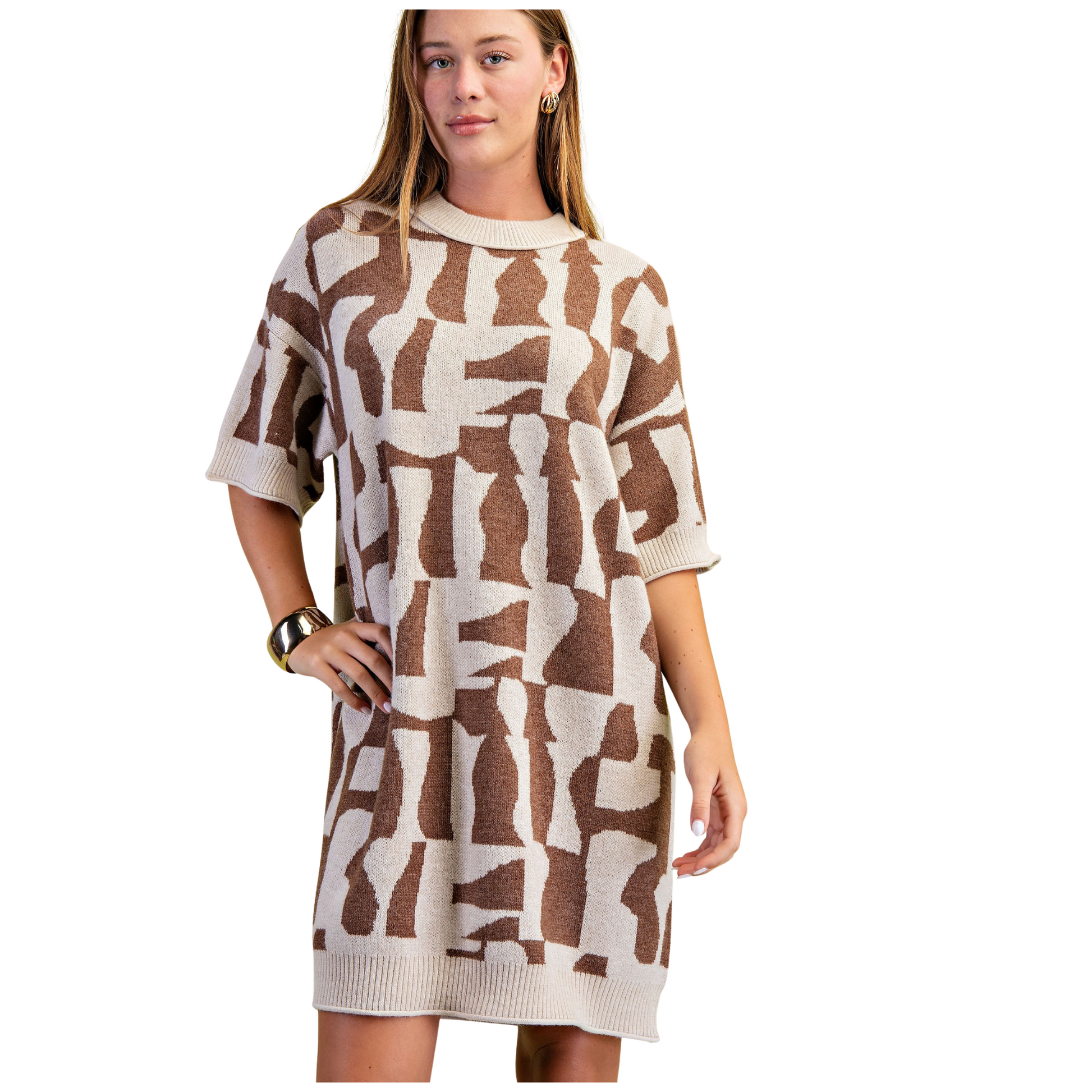 This brown geometric print sweater dress from GiGio combines expert tailoring with modern design. Crafted with short sleeves for comfortable wear, its structured silhouette highlights the striking geometric pattern, making it a versatile piece for both casual and polished looks. Ideal for those seeking a sophisticated yet effortless style statement.