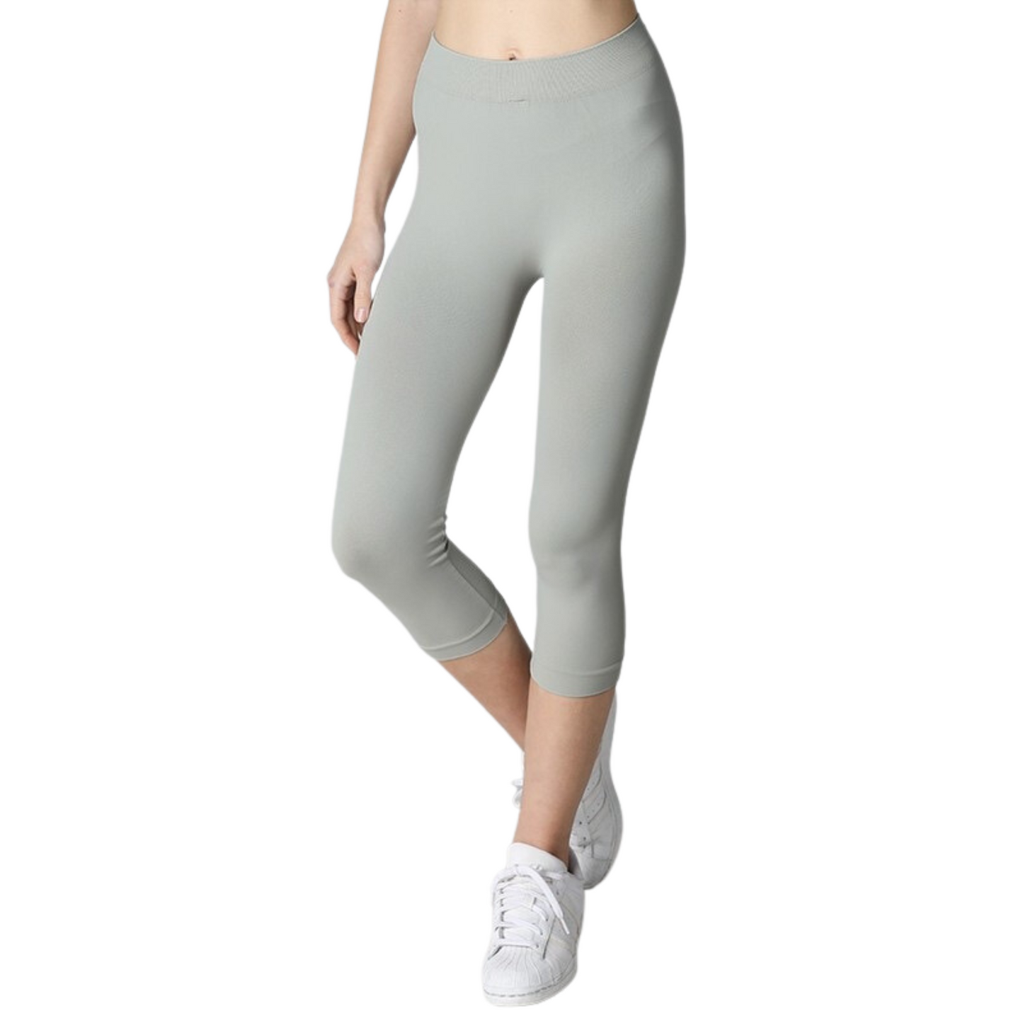 Nikibiki capri leggings in light grey