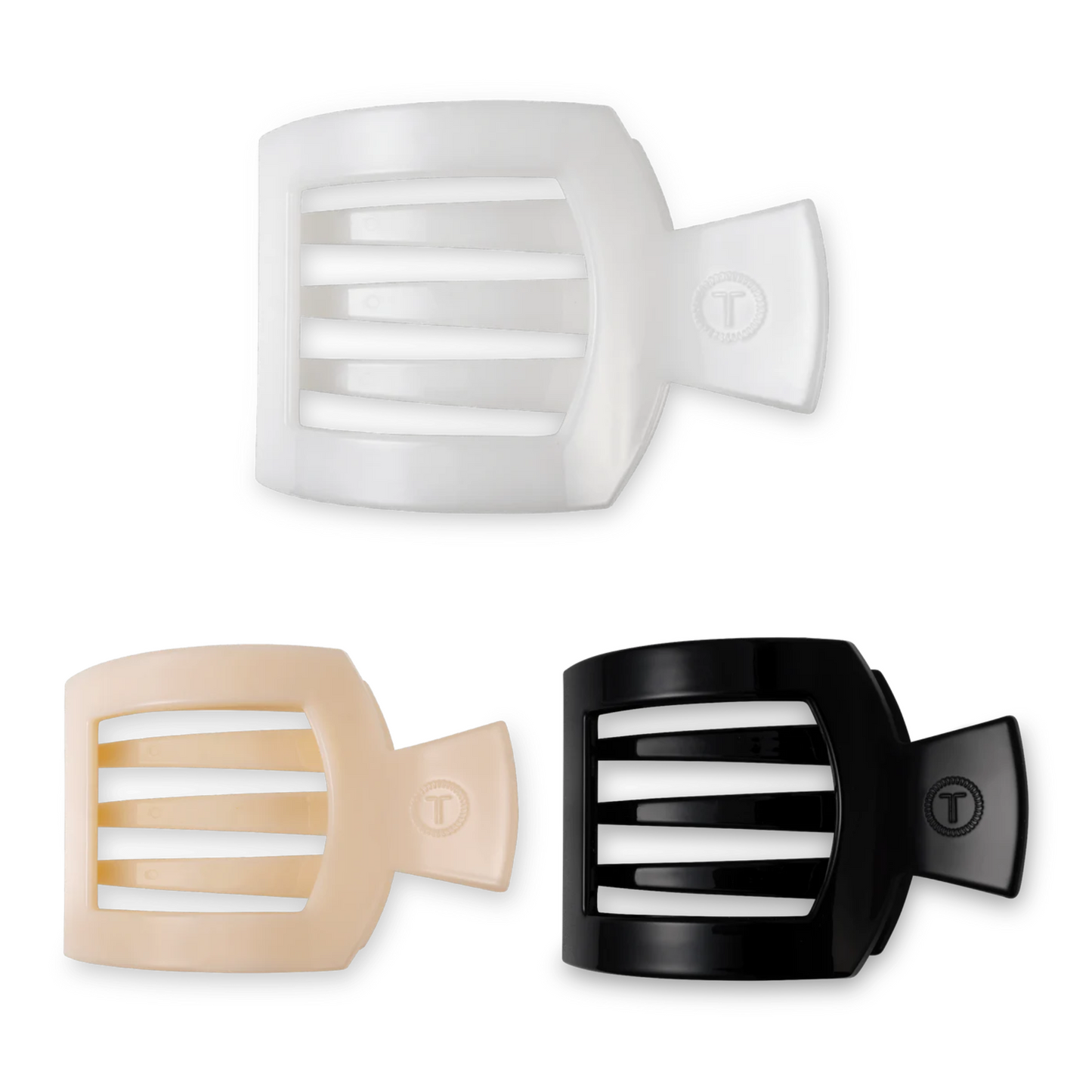 Unwind and relax with the new TELETIES Flat Square Hair Clip! Designed with our same innovative material that is nearly unbreakable, this clip is perfect for lying down, doing yoga or simply laying back without discomfort. 
