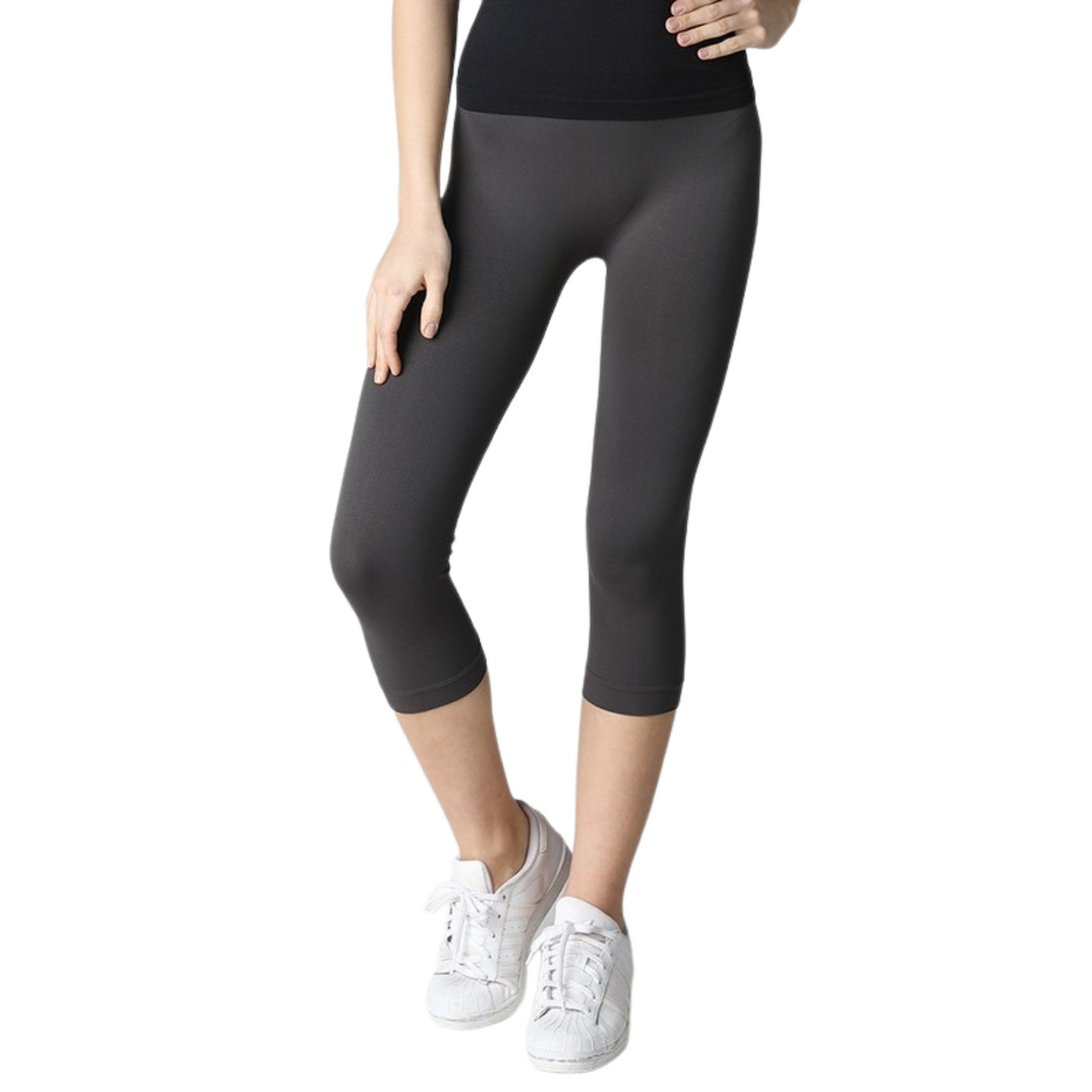 Nikibiki capri leggings in charcoal