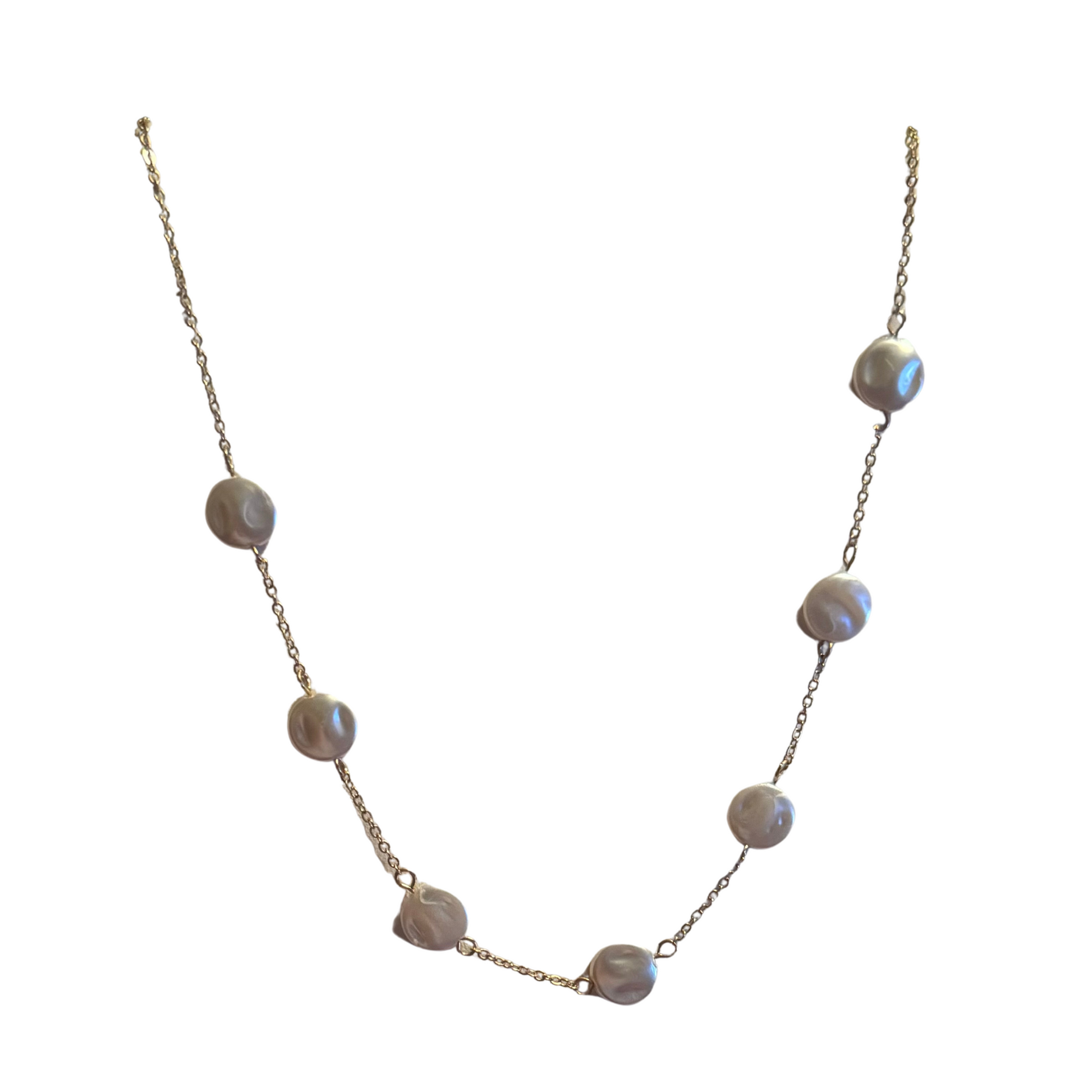 Upgrade your jewelry collection with the Crystal Avenue Pearl Accent Necklace. This short necklace features elegant pearl accents on a sleek gold chain. The perfect statement piece to add a touch of sophistication to any outfit, and proudly brought to you by Crystal Avenue brand.
