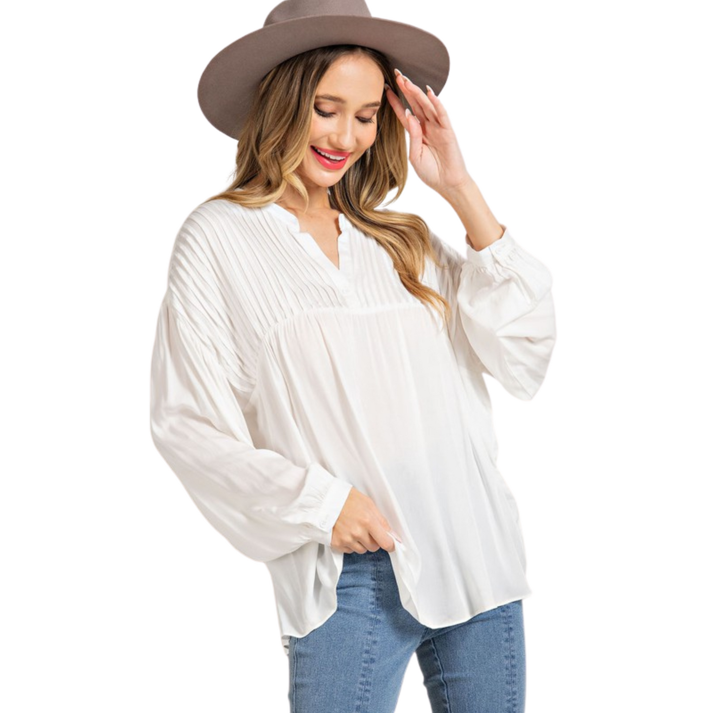 Introducing our V-Neck Puff Sleeve Top in a versatile off-white shade. The puff sleeves add a touch of sophistication while the v-neckline flatters all body types. Perfect for plus sizes, this top from ee is a must-have for any fashion-forward wardrobe.