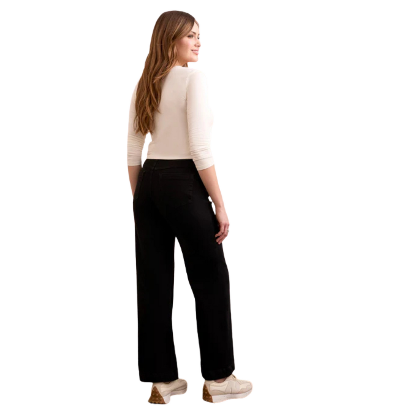 The Audrey Boundless Pull-on Jeans from Tribal offer a sleek black silhouette with the comfort of stretch fabric. Designed with a flattering flare cut, these jeans provide ease of movement and a modern, elongated look. The pull-on style ensures a seamless fit without the hassle of traditional closures, making them a versatile addition to any wardrobe. Perfect for those who value both style and comfort.