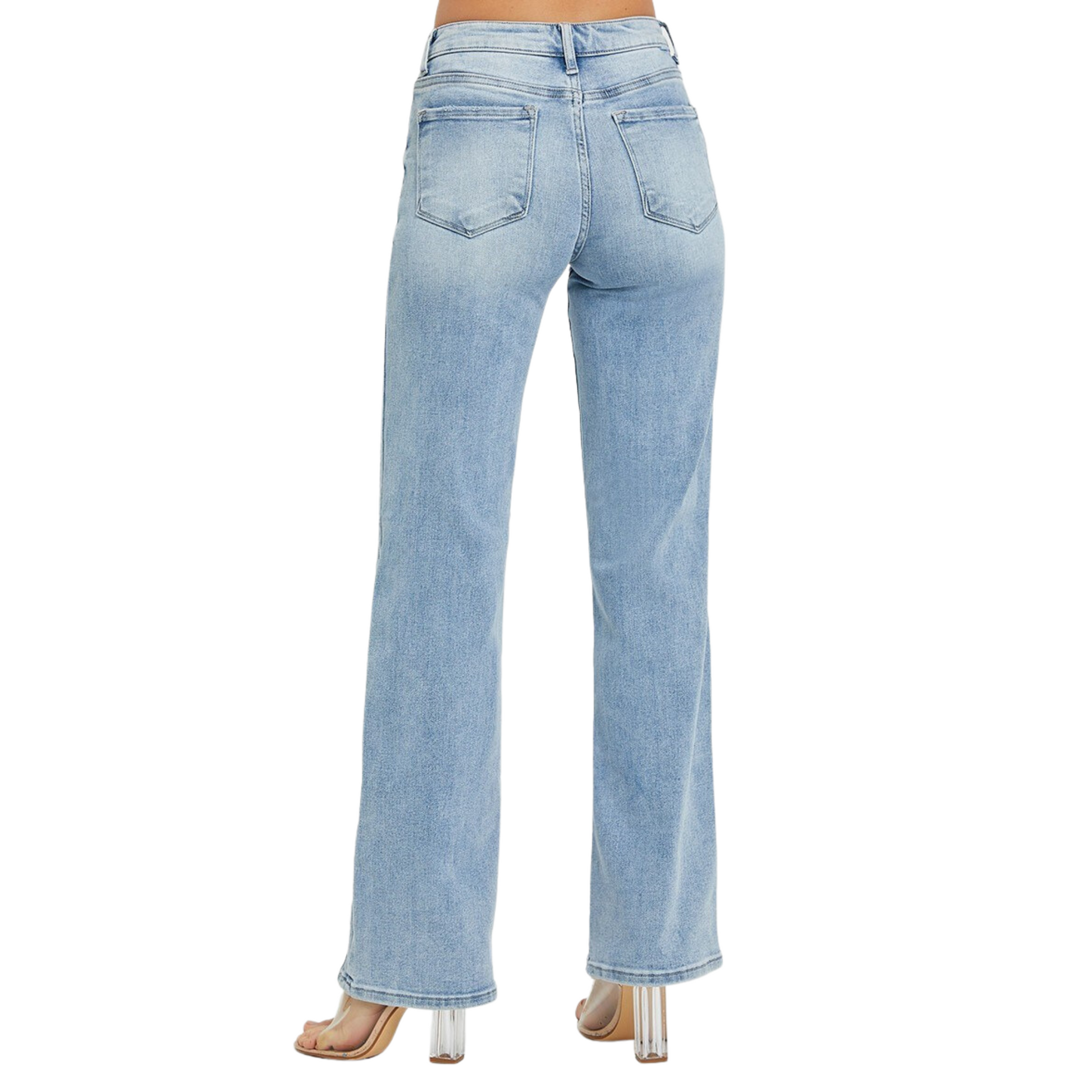 Look your best in these Mid Rise Straight Jeans from Risen Brand. Crafted with a light wash and straight leg cut, these jeans offer a flattering mid-rise fit and relaxed silhouette. Create a timeless, fashionable look with this premium quality denim.
