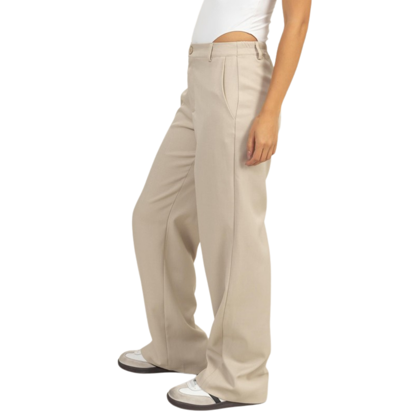A high waist amp the sleek style of this pair that has a top button closure and belt loops for a classic look. Straight legs offer on-trend style, complete with slant pockets. 