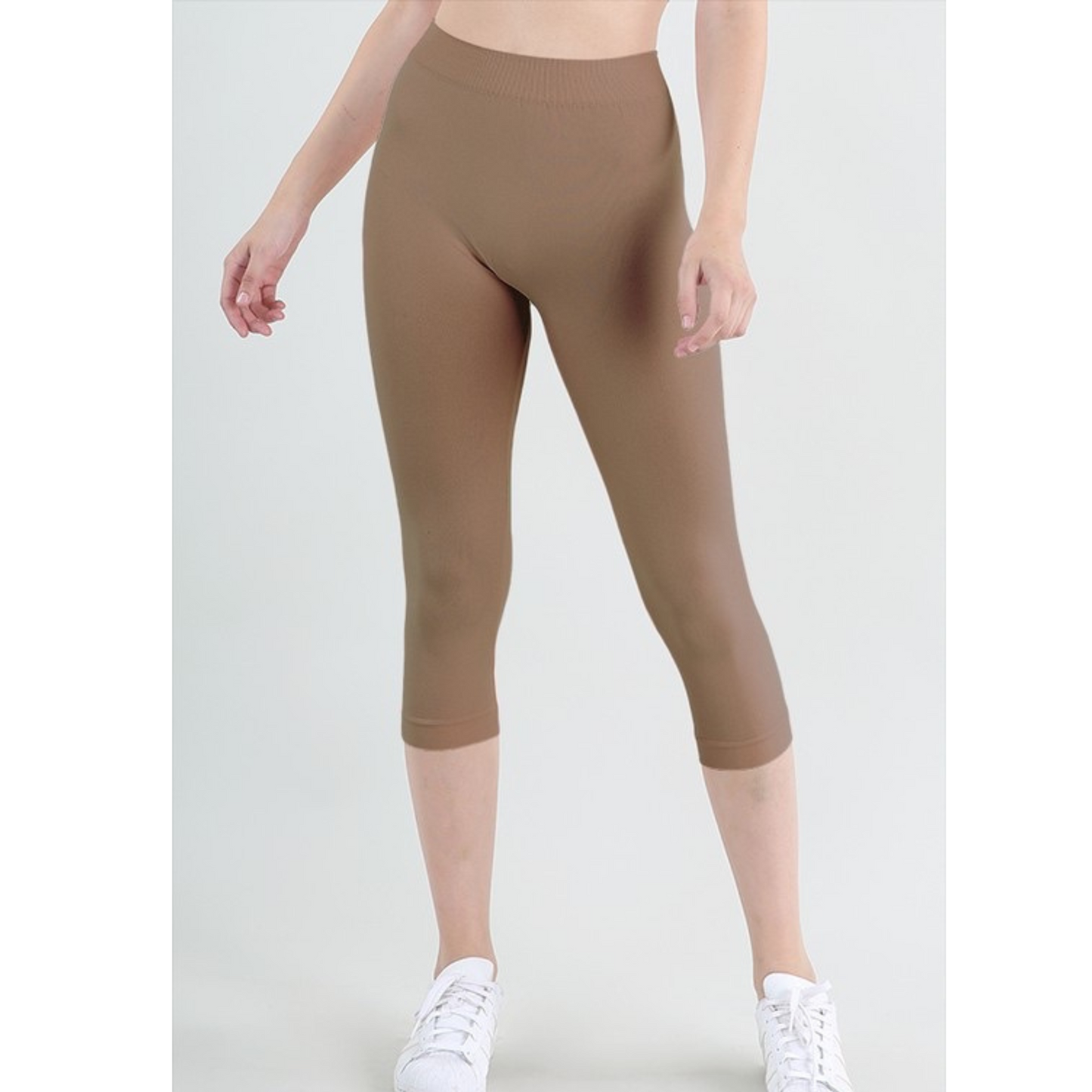 Nikibiki capri leggings in brown