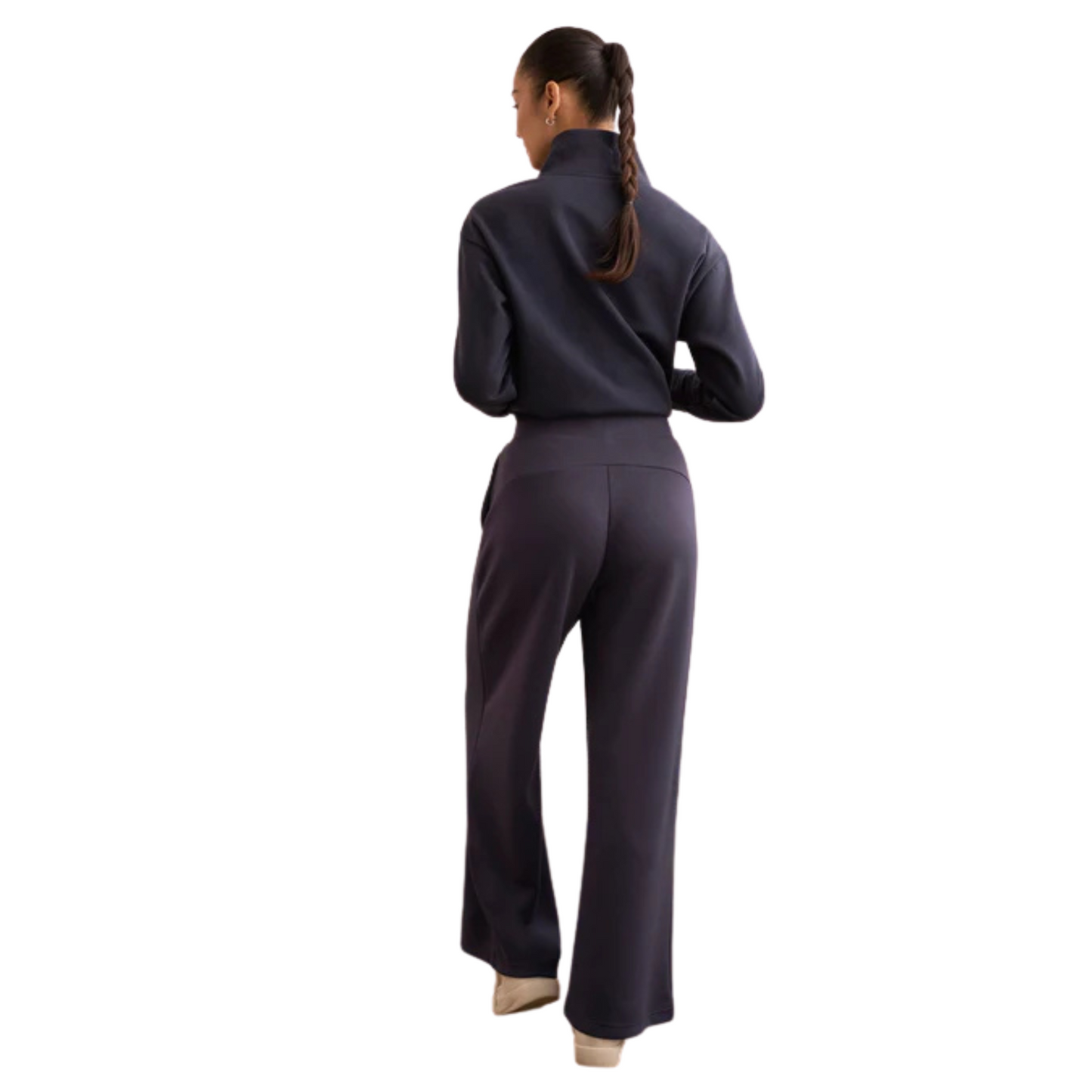Crafted for comfort and style, the Techno Lux Wide Leg Pants from Tribal feature a soft navy fabric that drapes effortlessly. Their pull-on design ensures easy wear, while the wide leg cut offers a modern silhouette and unrestricted movement, making them ideal for both casual and elevated looks.