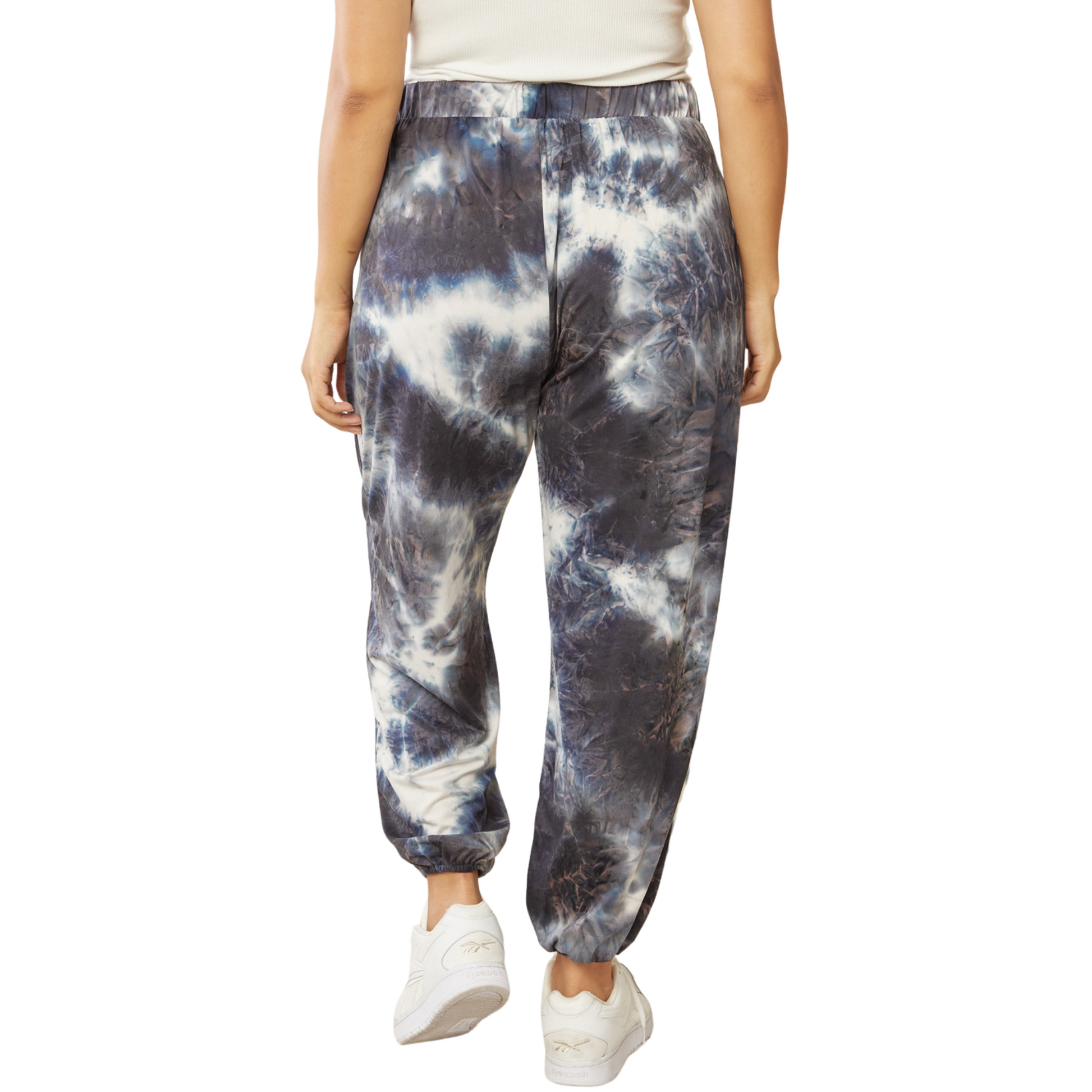 These Tie Dye Joggers have a unique black and white color that will make any outfit stand out. With elastic waist and cuffed hem, they provide a comfortable, breathable fit. Perfect for jogging, lounging, or anytime you need to make a statement.