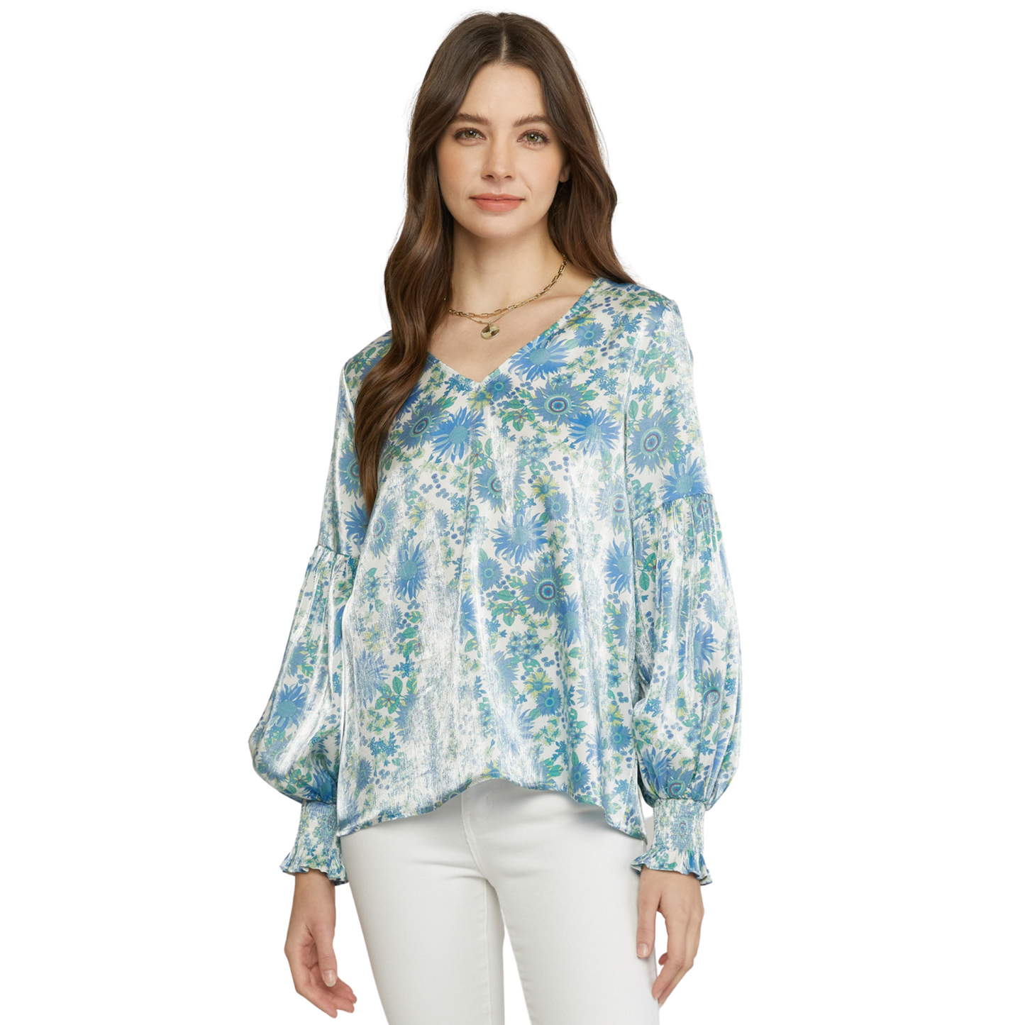 This Floral Print Top is perfect for adding a pop of color to your wardrobe. The silky-smooth fabric is soft and comfortable, while the long sleeve design and loose fit provide an easy, relaxed look. Create effortless style with this blue top.