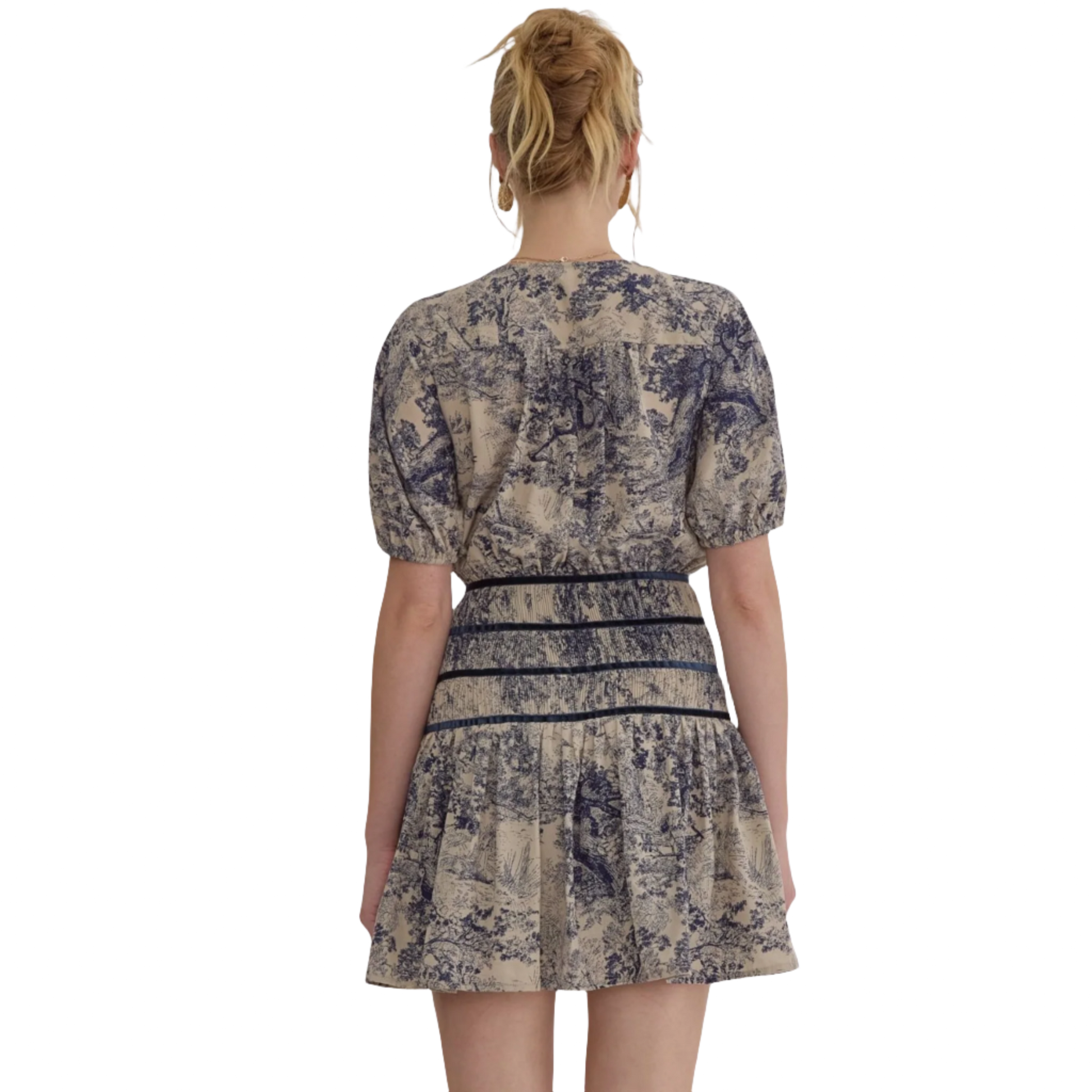 Expertly crafted with a vintage-inspired antique print, this short sleeve mini dress exudes sophistication. The snap button closure at the bust and invisible side zipper ensure a secure fit, while the lightweight and non-sheer fabric keeps you comfortable all day. Perfect for any occasion, this dress is lined for added elegance.