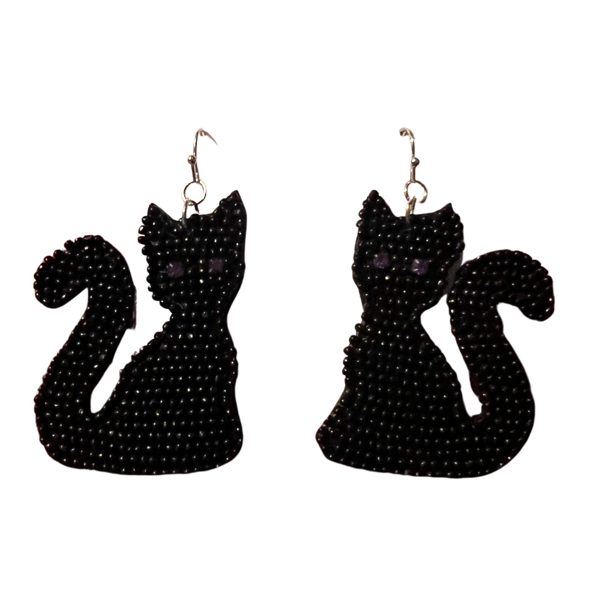 Black cat beaded Halloween earrings