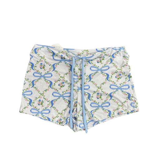Bows & Blossoms Pajama Shorts from Amanda Blu combine comfort with charming design. These sleep shorts feature a delicate blossom and bow print that brings a touch of elegance to your nighttime routine. Crafted for all-night comfort, they're an ideal choice for anyone seeking quality sleepwear that doesn't compromise on style. Perfect for relaxation or as a thoughtful gift.