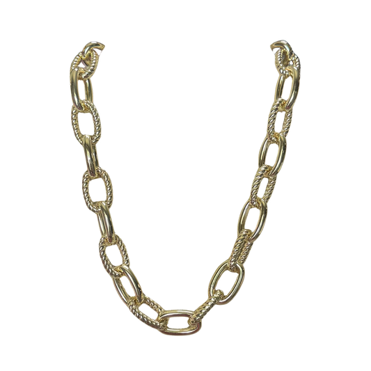 Elevate your everyday style with this stunning Chain Link Necklace from Perdido Gems. Crafted in lustrous gold, this short necklace features a bold chain link design that strikes the perfect balance between classic and contemporary. The interlocking links create a dynamic, textured look that catches the light beautifully, making it an ideal piece for layering or wearing solo. Perfect for adding a touch of sophistication to any outfit, this versatile necklace transitions seamlessly from day to night. 