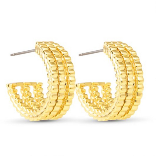 Upgrade your earring game with the Mia Triple Hoop Huggies. Made with 14K gold, these small huggies feature a trendy triple hoop design from Amanda Blu. Perfect for elevating any outfit, these huggies are a must-have for any fashion-forward individual.