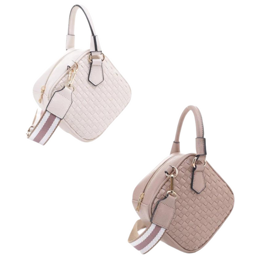 This small, woven purse is the perfect piece for a fashionable, professional look. Its light taupe and beige colors create a soft, subtle yet sophisticated look. It's perfect for any evening or day-to-day look.