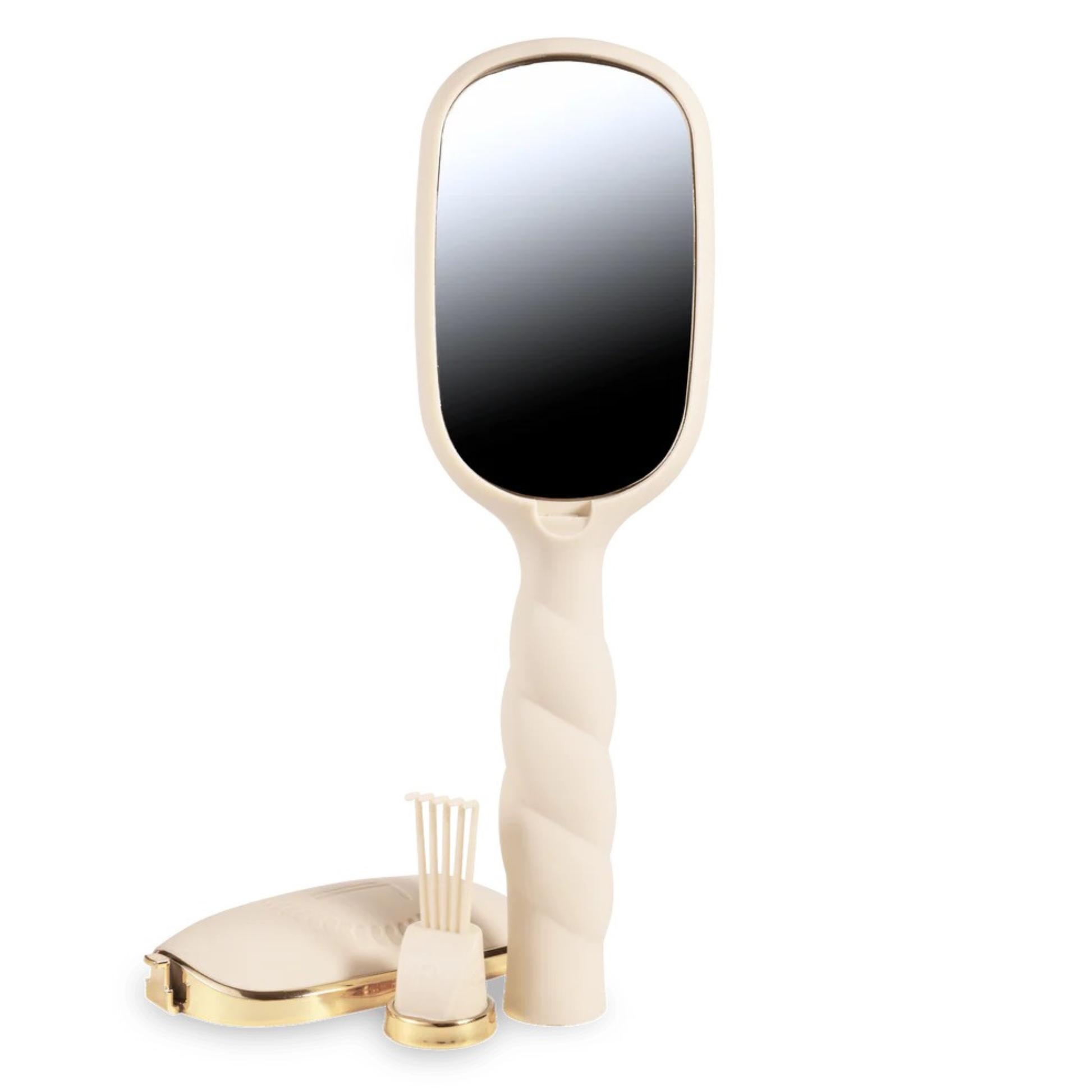 Detangler brush in tan