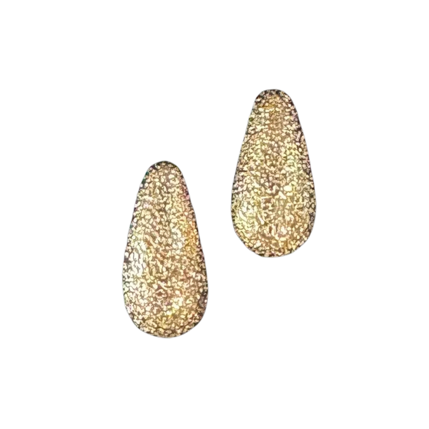 Crafted with 14k gold, these Teardrop Stud Earrings feature a unique crinkle design. The classic stud style and elegant teardrop shape add a touch of sophistication to any outfit. A perfect addition to any jewelry collection.