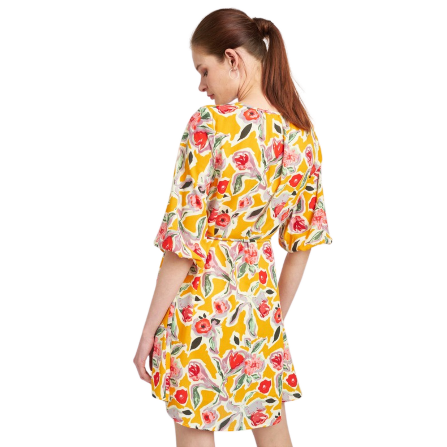This yellow floral V-Neck Babydoll Dress is an entertaining option perfect for any summer event. Its mini dress length and v-neck style make this dress a timeless classic, and the floral pattern adds a touch of fun.